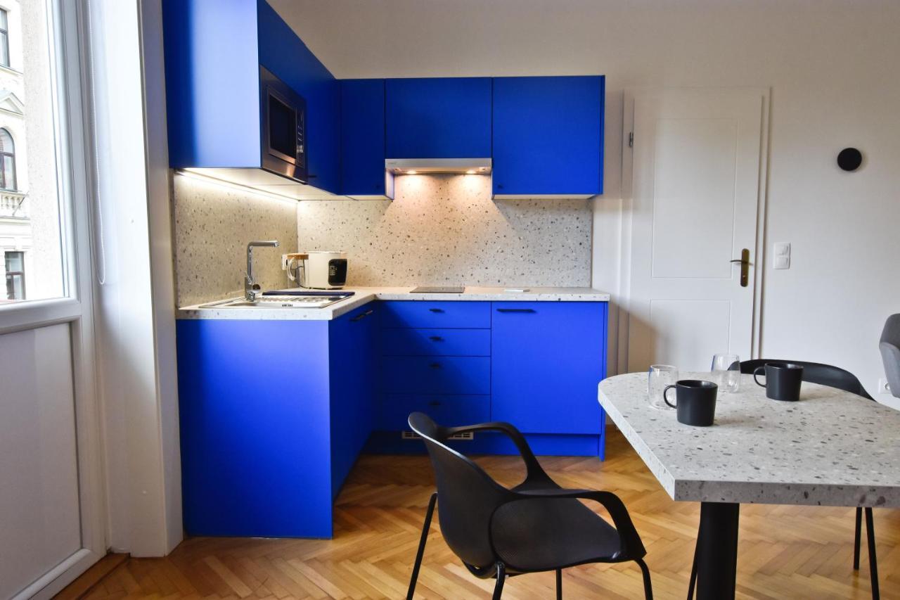Zachar Apartman โชพรอน ภายนอก รูปภาพ