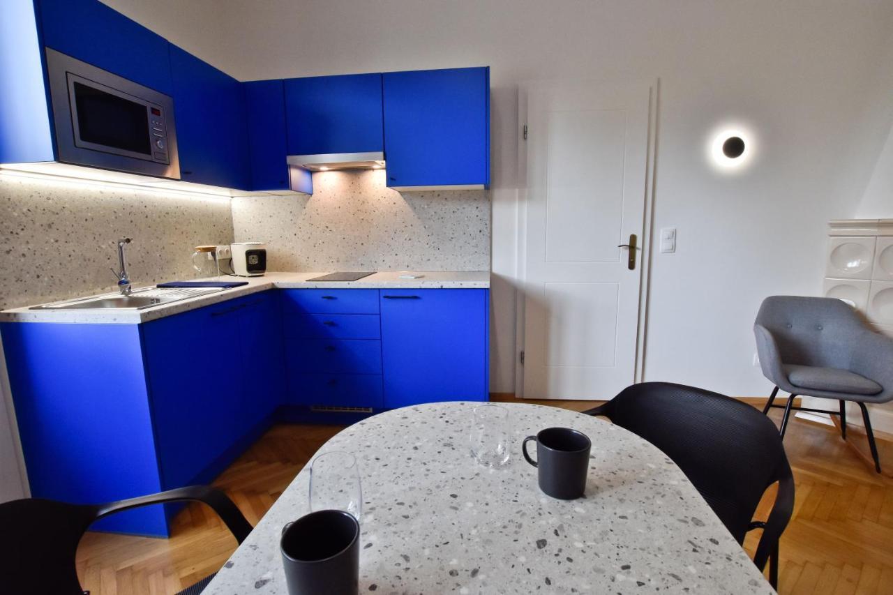 Zachar Apartman โชพรอน ภายนอก รูปภาพ