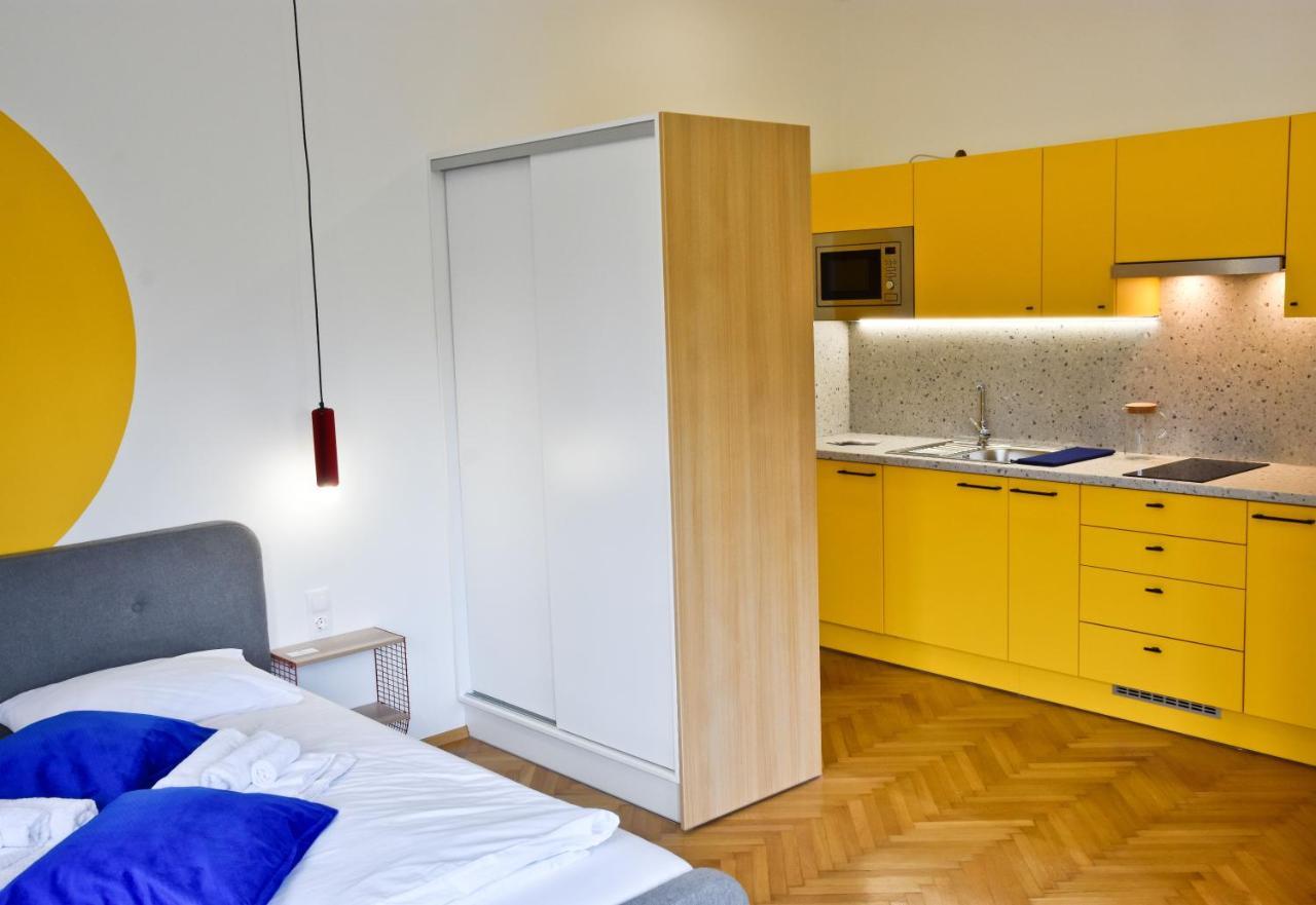Zachar Apartman โชพรอน ภายนอก รูปภาพ